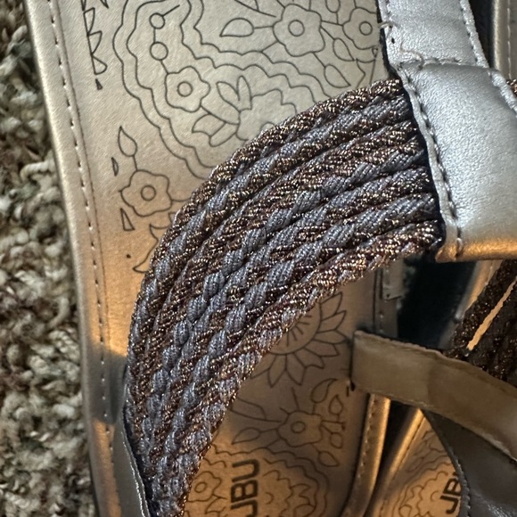 JBU Silver Sandals with Sparkled Ankle Straps and Floral Patterned Base - Picture 3 of 4